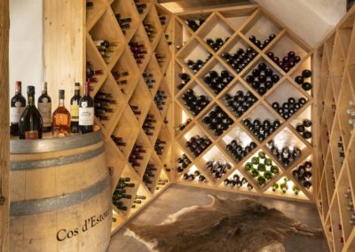 Cave vin envers des etoiles